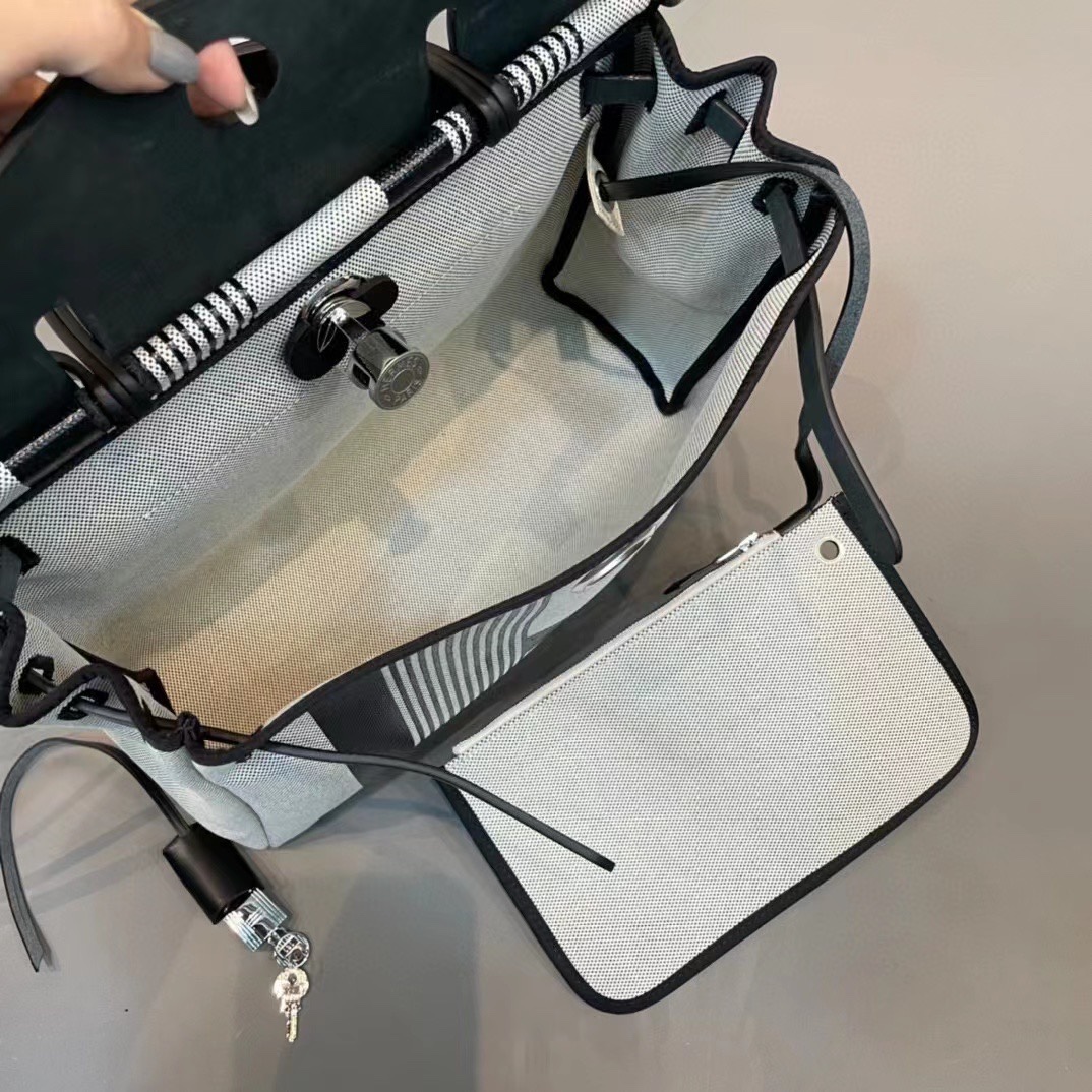 에르메스 에르백31 베리에이션 한정판 블랙 느와르